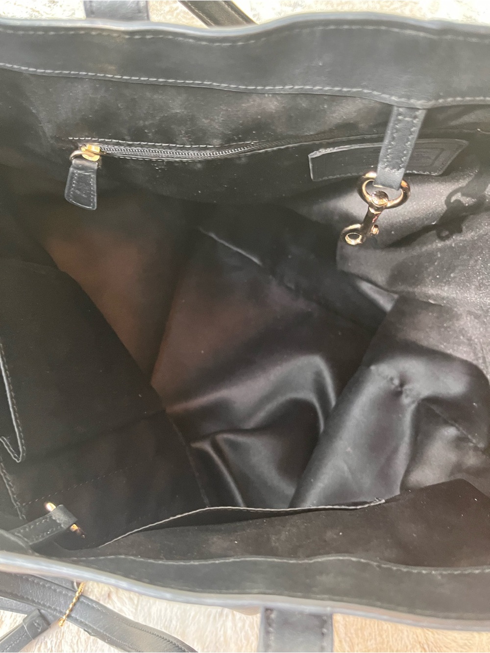 Authentic Coach Black Leather Tote Bag with Shoulder Straps - Picture 8 of 13